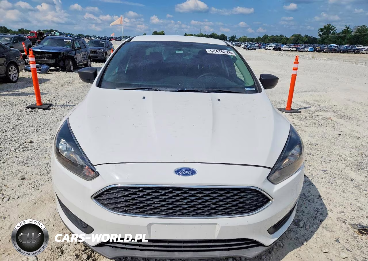 2017 Ford Focus S VIN:1FADP3E20HL202328 - 5