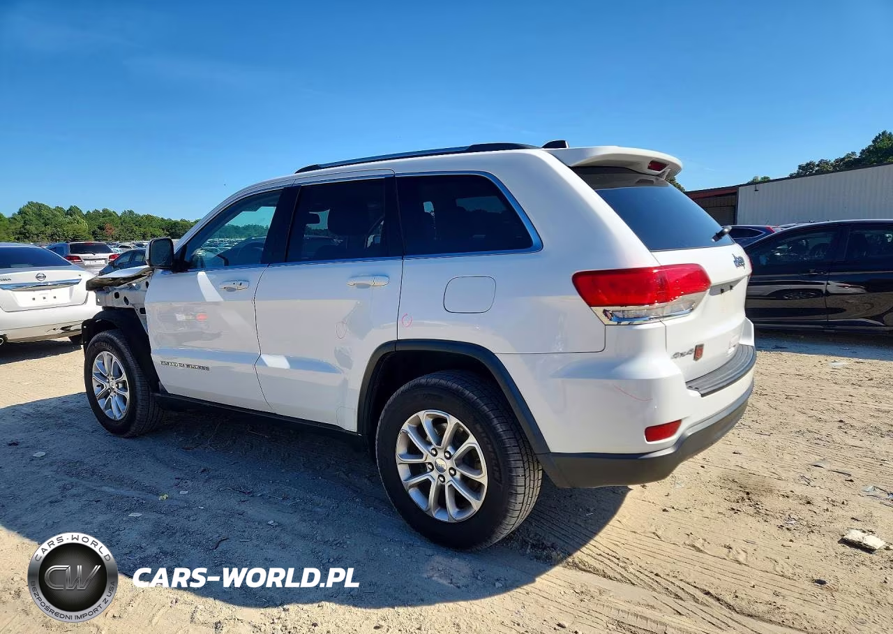 2015 Jeep Grand Cherokee Laredo VIN:1C4RJFAG9FC142583 - 2