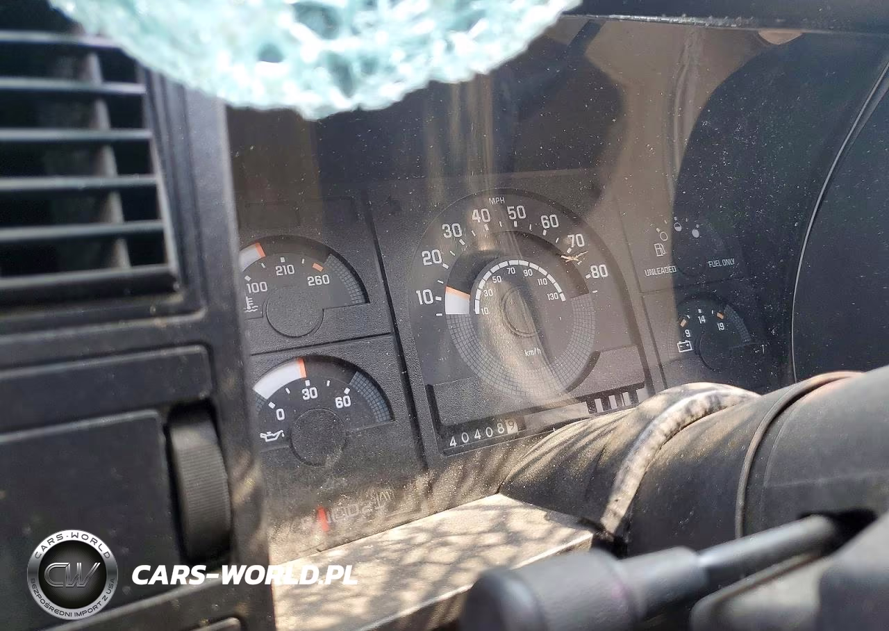 1988 Chevrolet Gmt-400 C1500 VIN:1GCDC14H0JZ213378 - 9