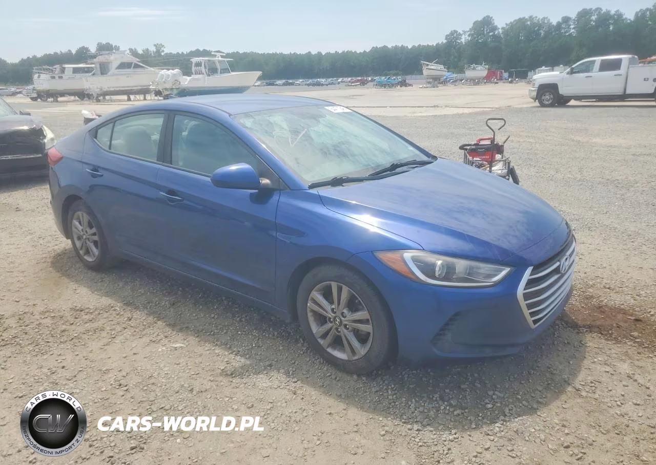 2018 Hyundai Elantra Sel VIN:5NPD84LF4JH368459 - 4