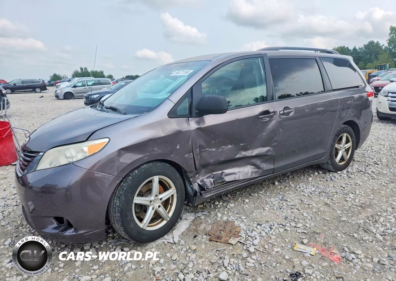 2012 Toyota Sienna Le