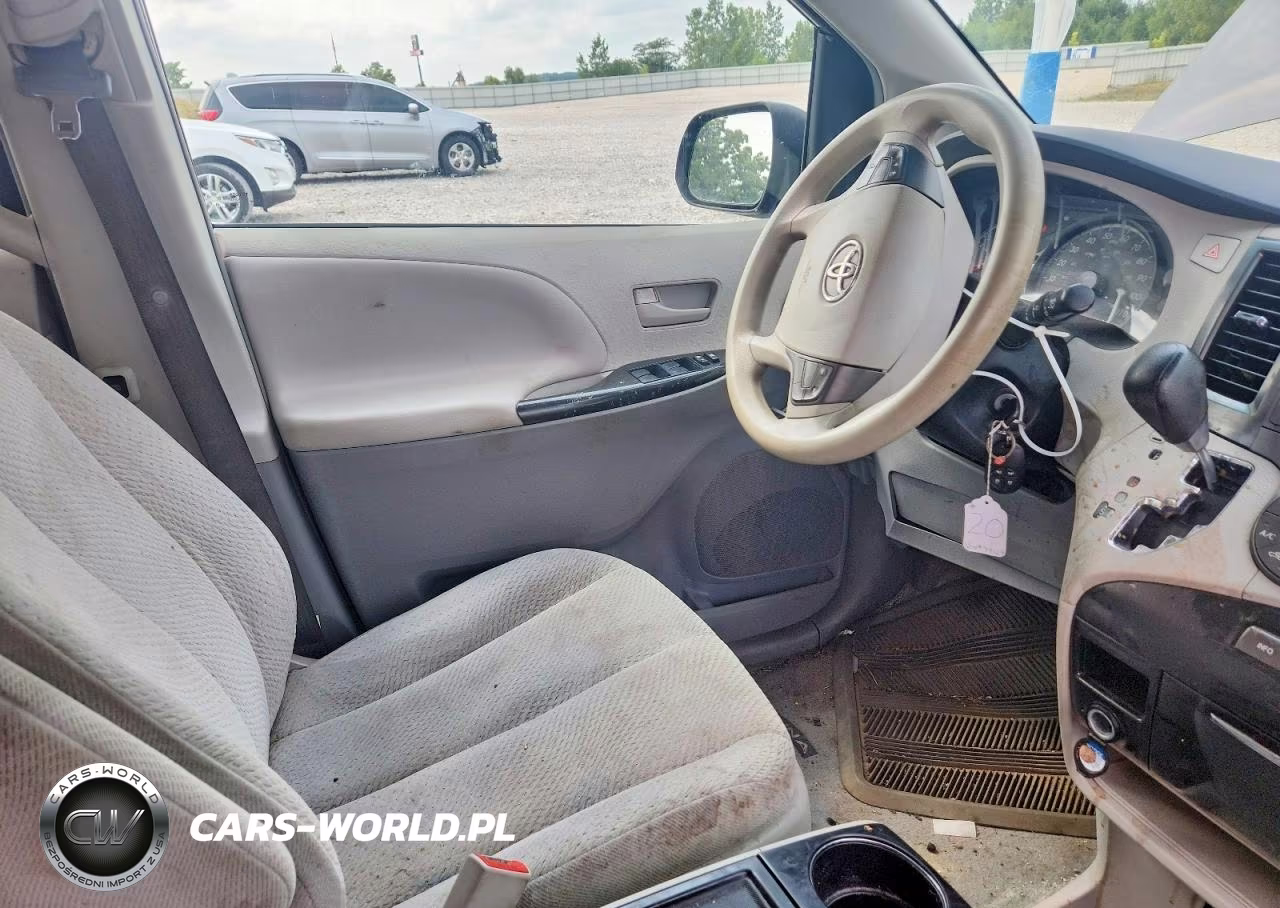 2012 Toyota Sienna Le VIN:5TDKK3DC8CS179124 - 7