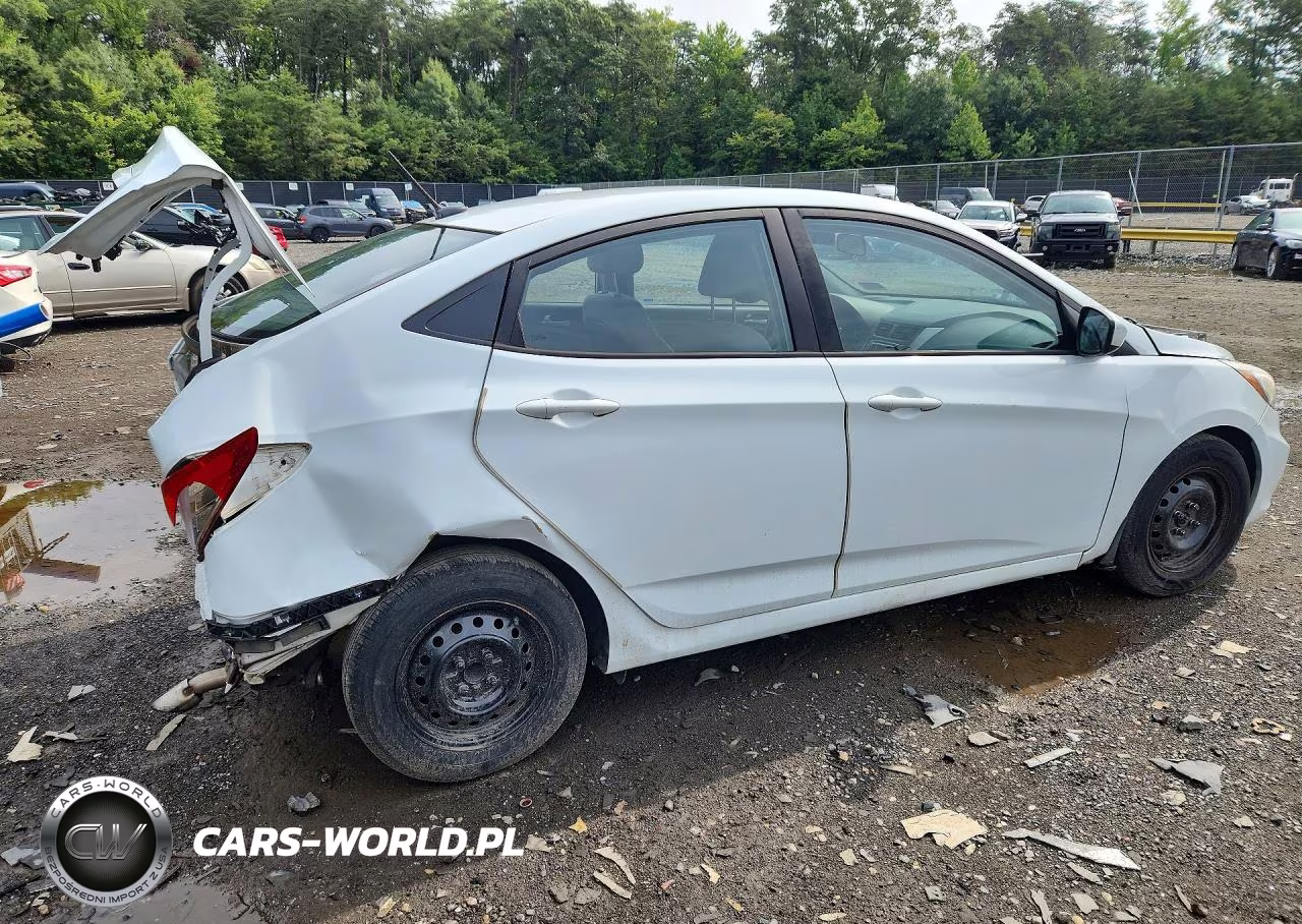 2016 Hyundai Accent Se VIN:KMHCT4AE3GU084223 - 3