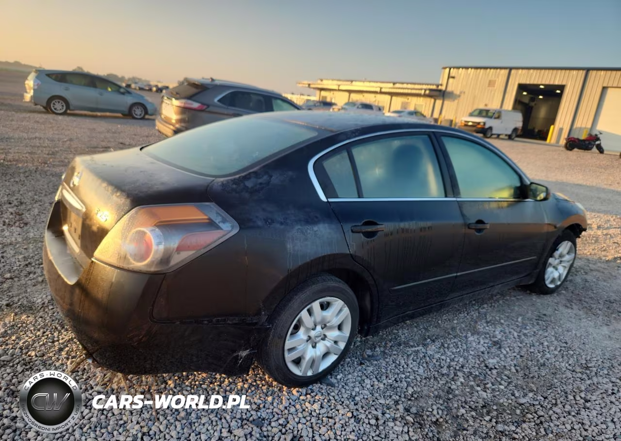 2010 Nissan Altima 2.5 VIN:1N4AL2AP1AC134332 - 3