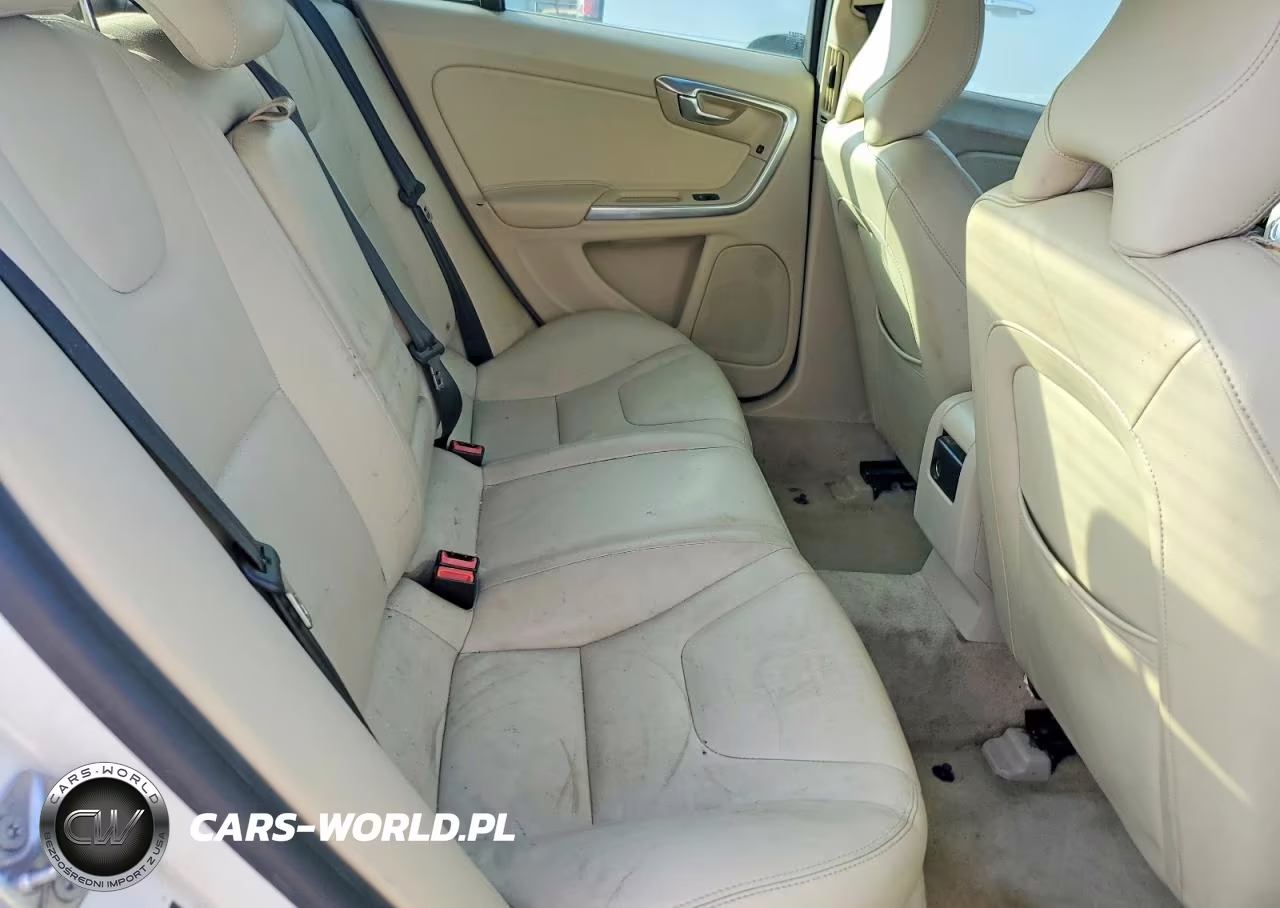 2015 Volvo S60 Premier VIN:YV126MFK9F2356154 - 10
