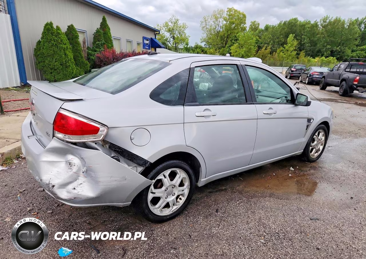 2008 Ford Focus Se VIN:1FAHP35N48W294991 - 3