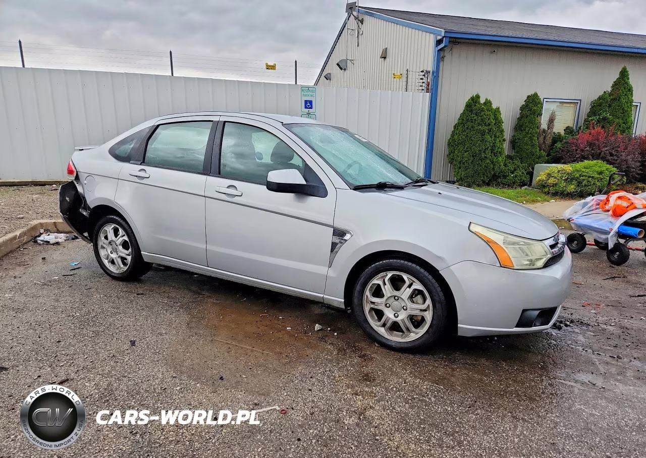 2008 Ford Focus Se VIN:1FAHP35N48W294991 - 4