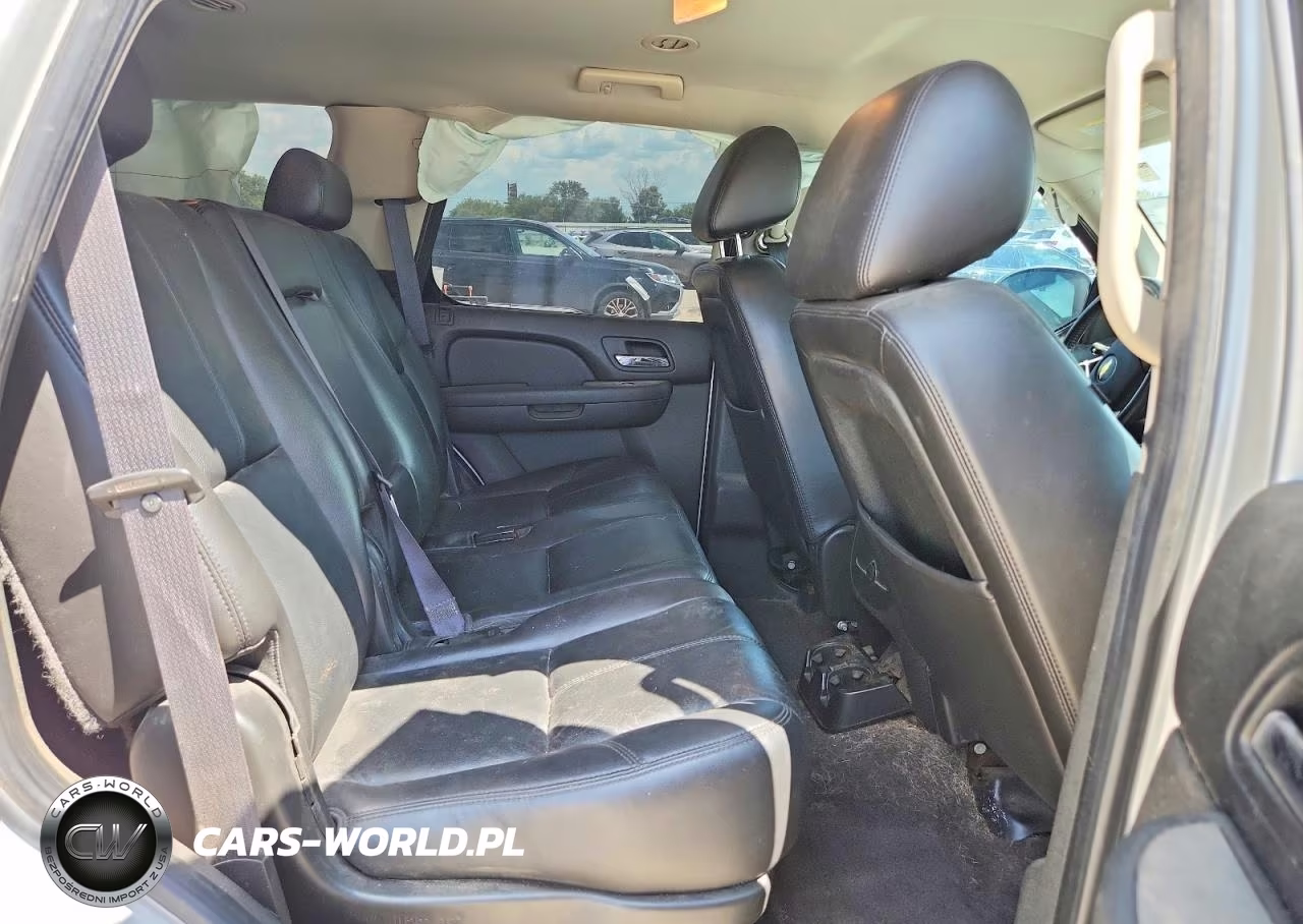 2010 Chevrolet Tahoe C1500 Lt VIN:1GNUCBE06AR289807 - 11