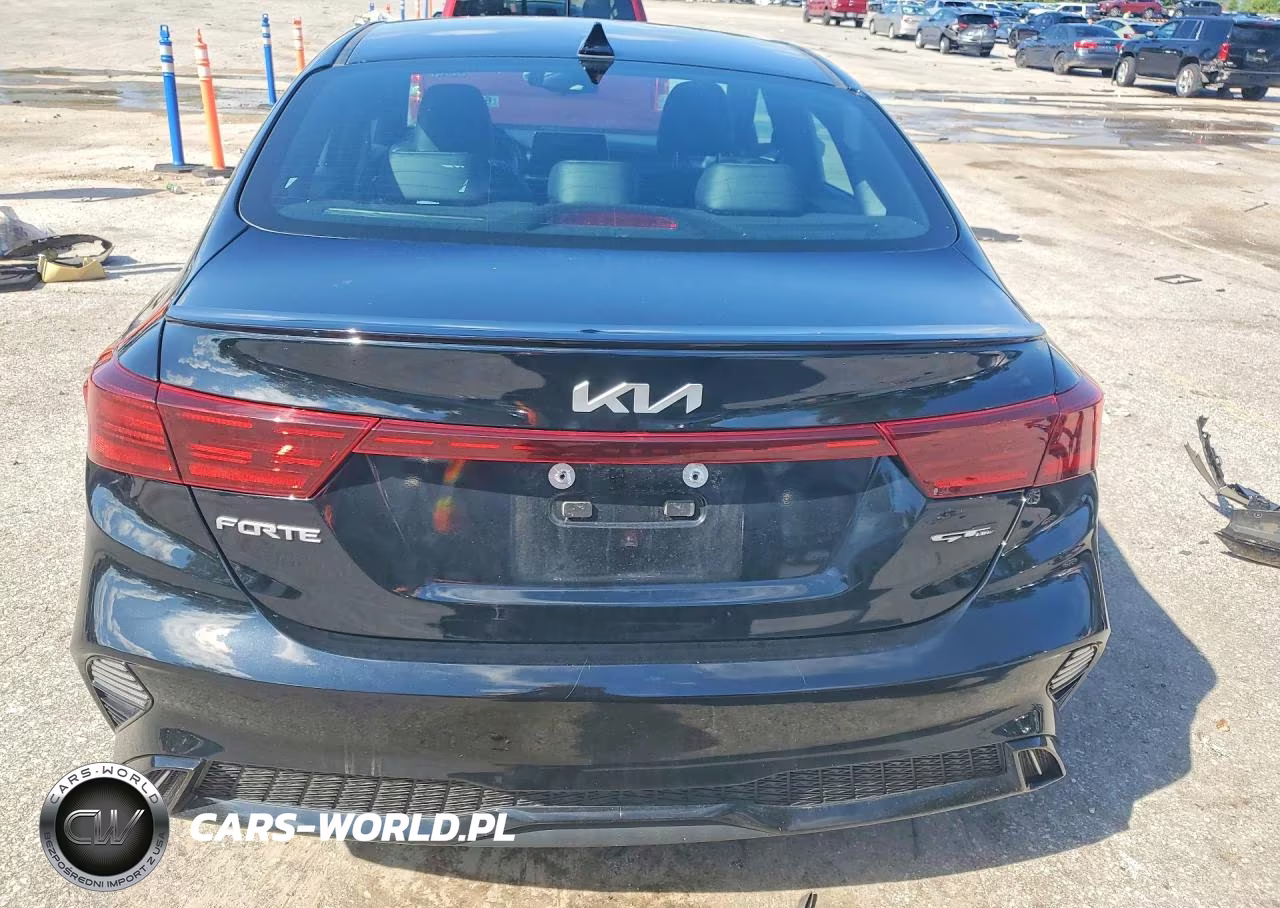 2024 Kia Forte Gt Line VIN:3KPF54AD7RE726138 - 6