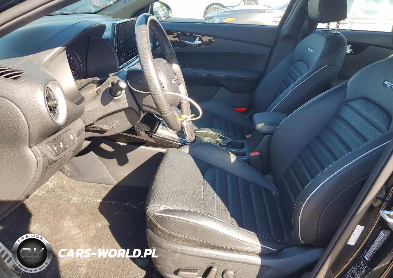 2024 Kia Forte Gt Line VIN:3KPF54AD7RE726138 - 7
