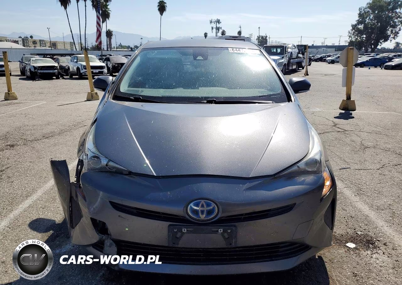 2017 Toyota Prius Two VIN:JTDKBRFU5H3027559 - 5