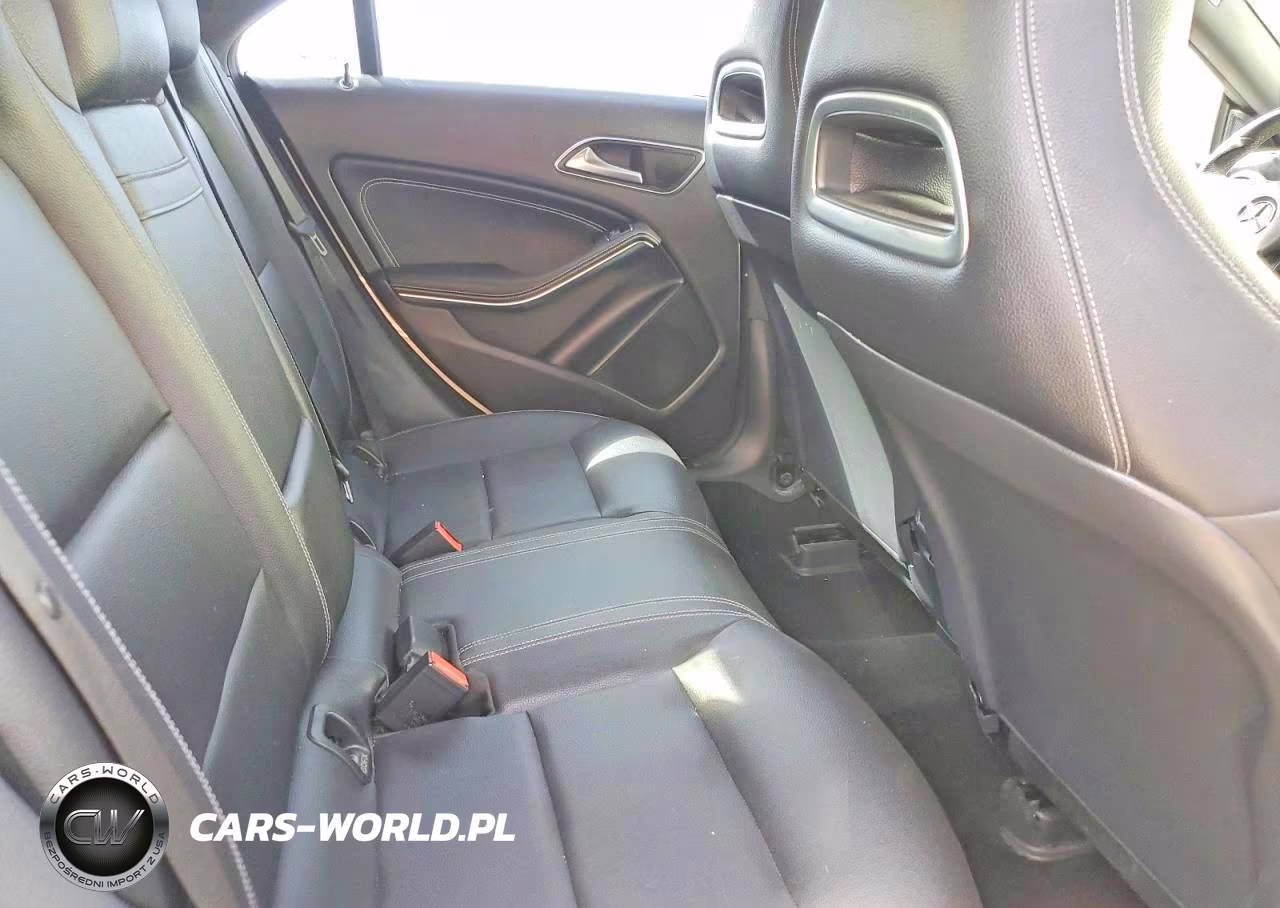 2017 Mercedes-Benz Cla 250 VIN:WDDSJ4EB8HN398490 - 10