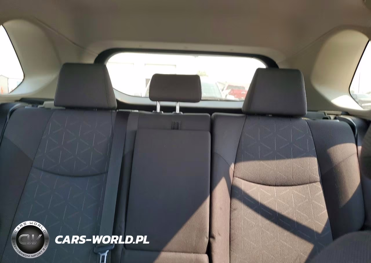 2023 Toyota Rav4 Xle VIN:JTMP1RFVXPJ041159 - 10