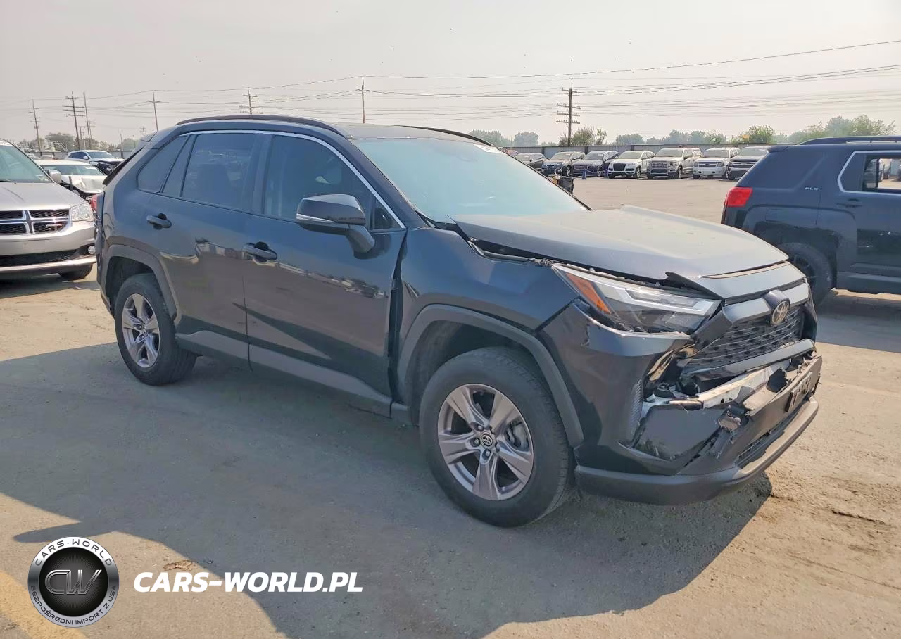 2023 Toyota Rav4 Xle VIN:JTMP1RFVXPJ041159 - 4