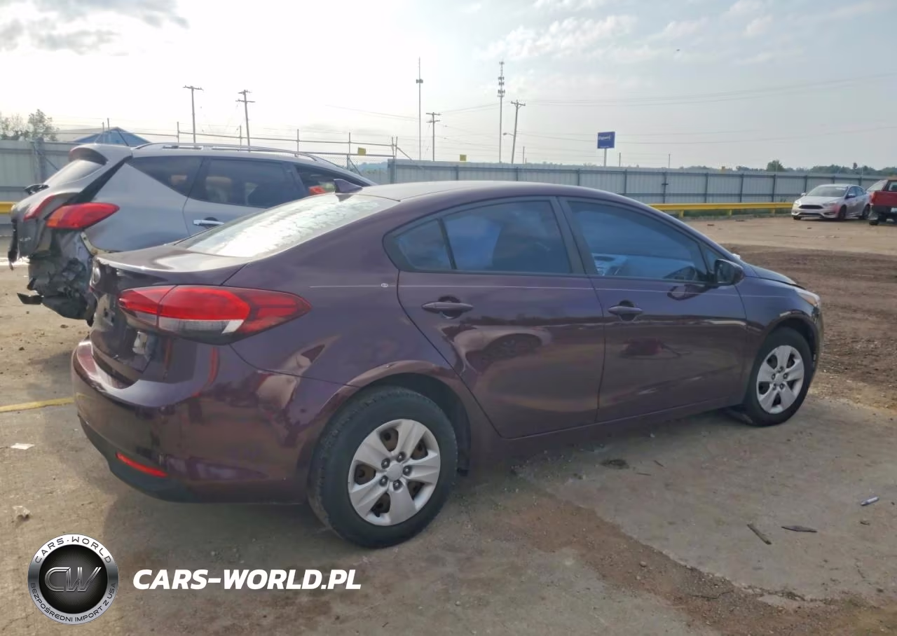 2018 Kia Forte Lx VIN:3KPFK4A79JE194642 - 3