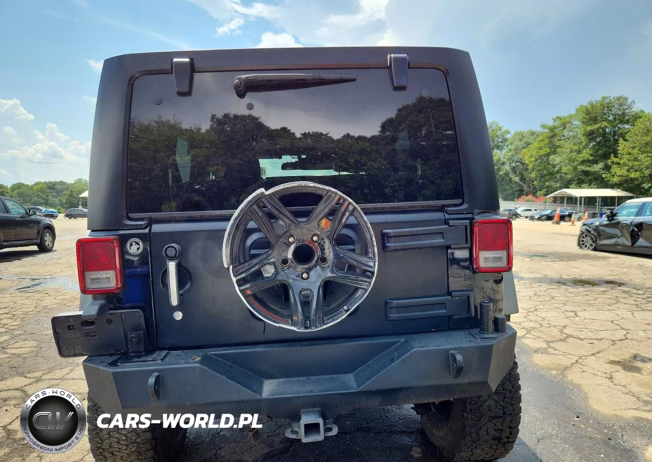 2011 Jeep Wrangler Unlimited Rubicon VIN:1J4BA6H12BL567831 - 6