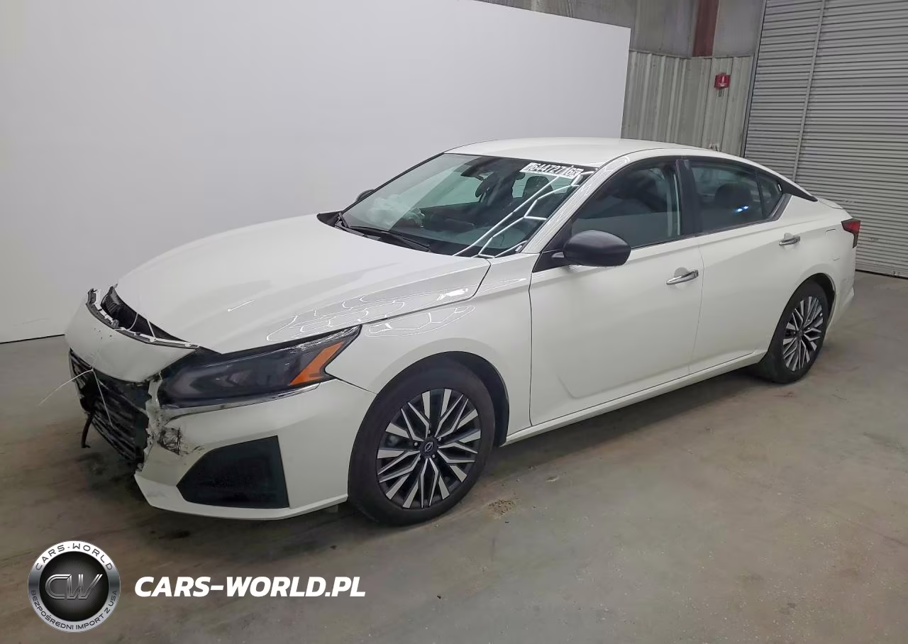 2025 Nissan Altima Sv – zdjęcie 1 z 12