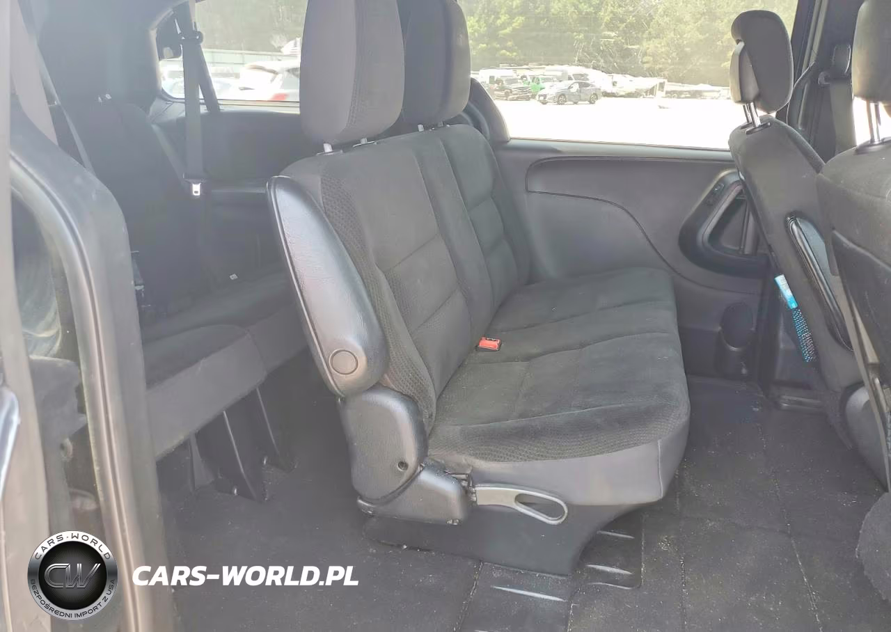 2018 Dodge Grand Caravan Se VIN:2C4RDGBG5JR152619 - 11