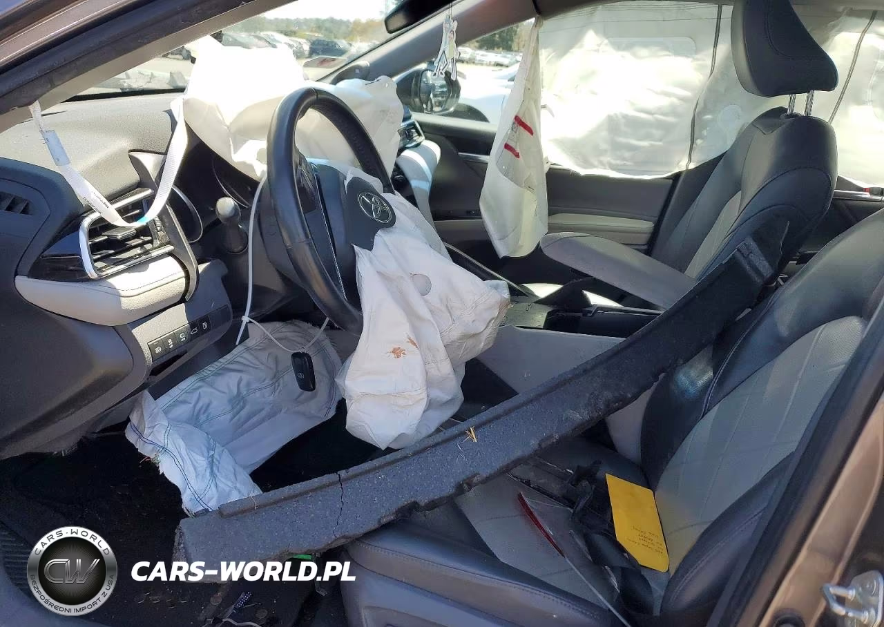 2018 Toyota Camry Hybrid Xle VIN:4T1B21HK1JU005888 - 7