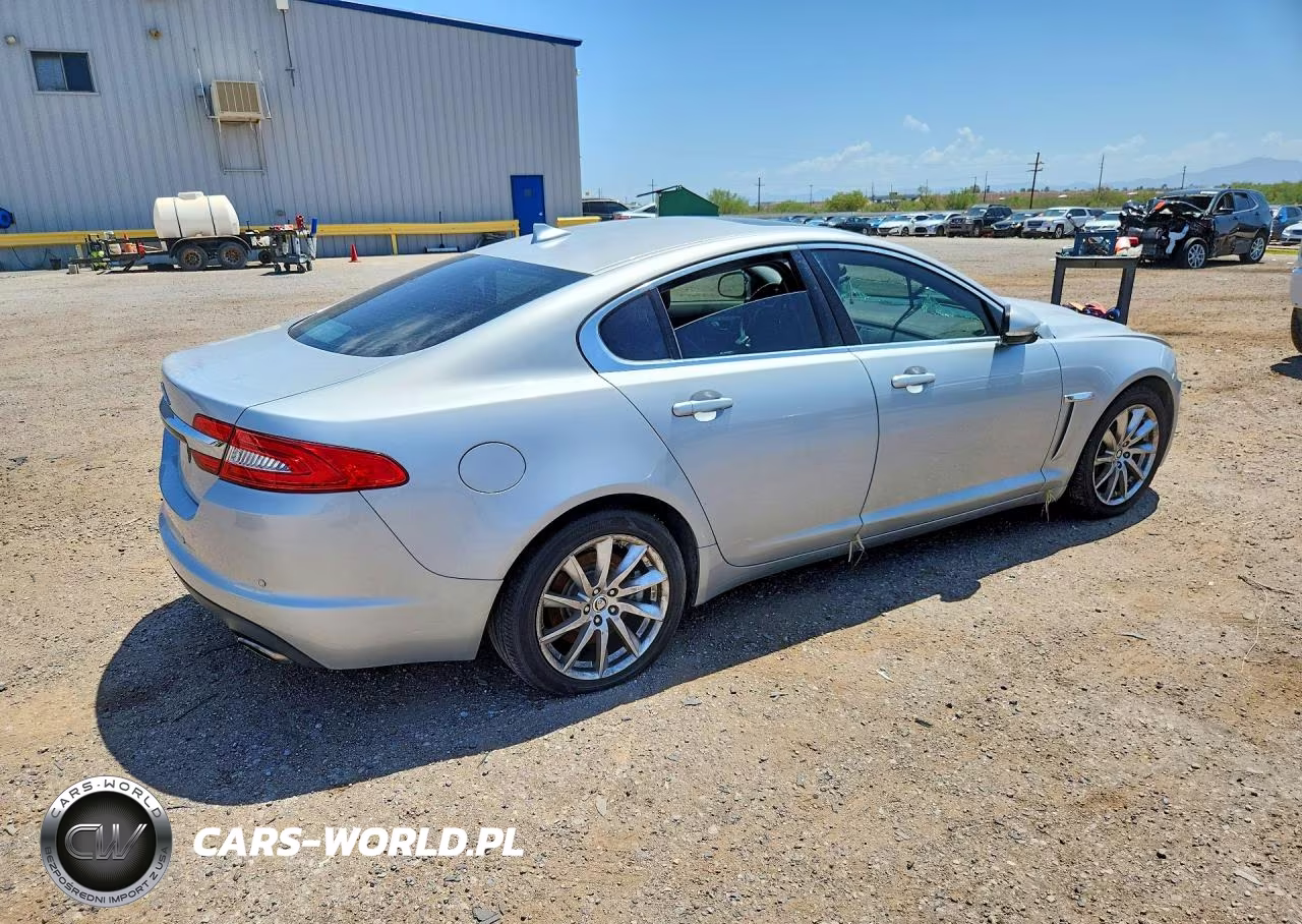 2013 Jaguar Xf VIN:SAJWA0ES3DPS73384 - 3