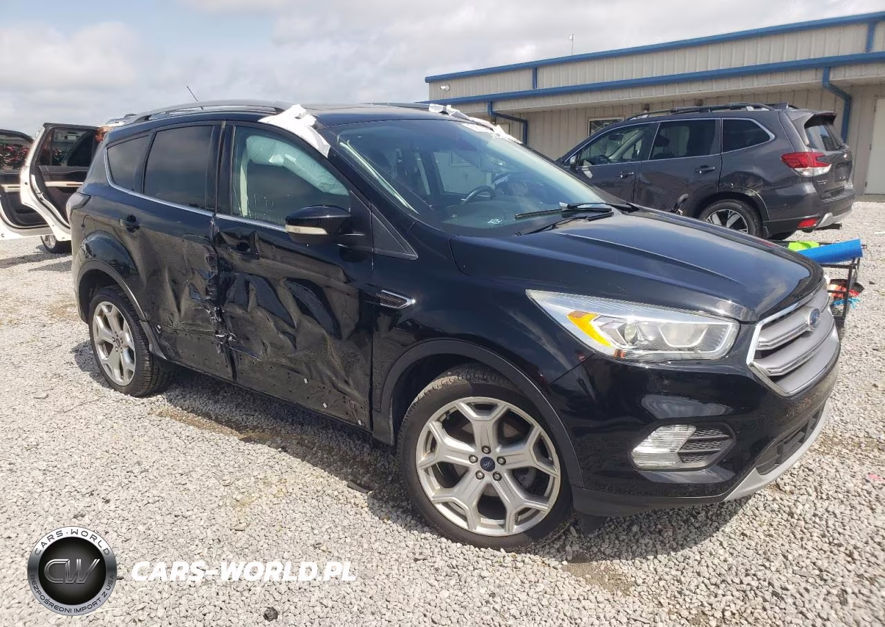 2017 Ford Escape Titanium VIN:1FMCU0JD0HUC08995 - 4