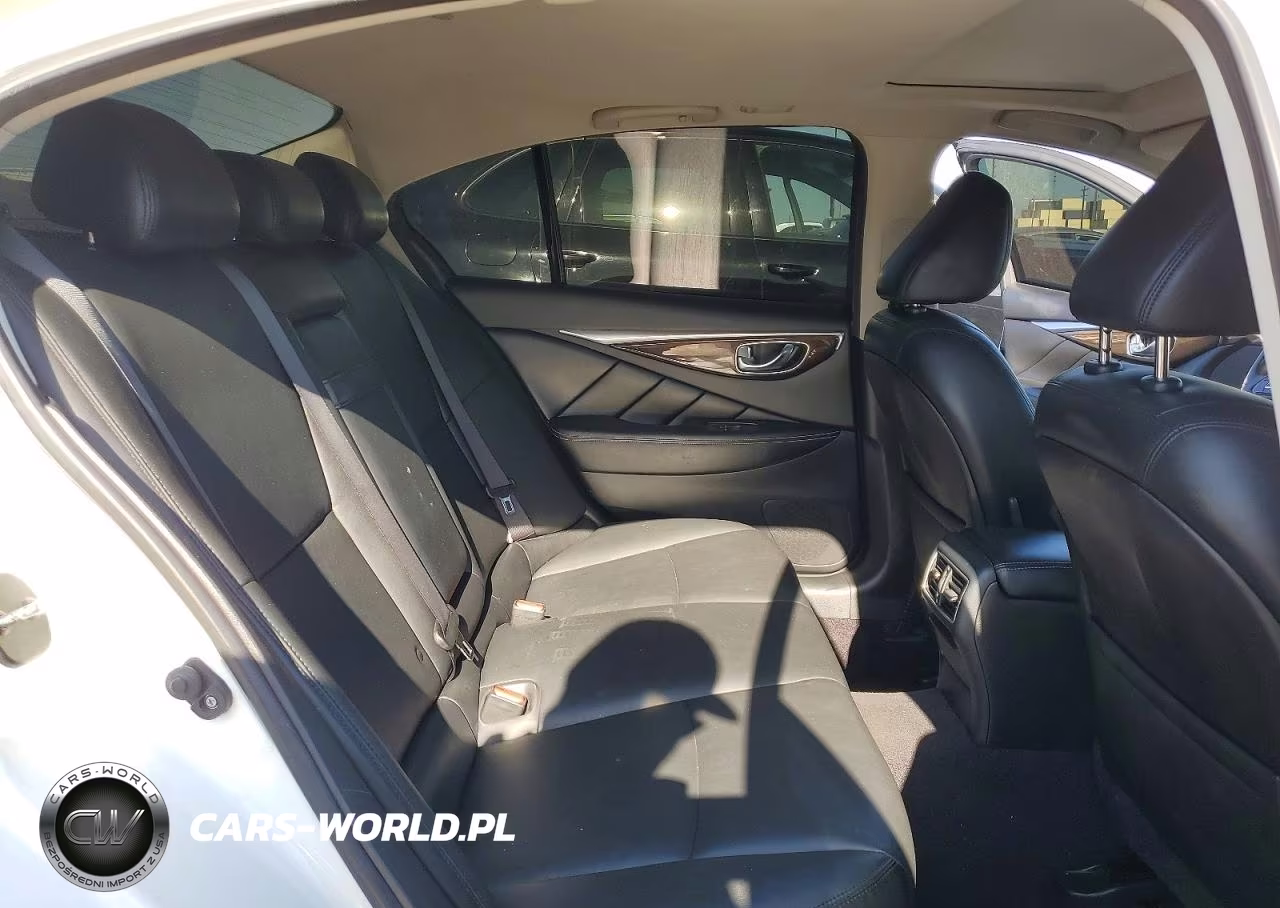 2018 Infiniti Q50 2.0T Luxe VIN:JN1CV7AP0JM241542 - 10