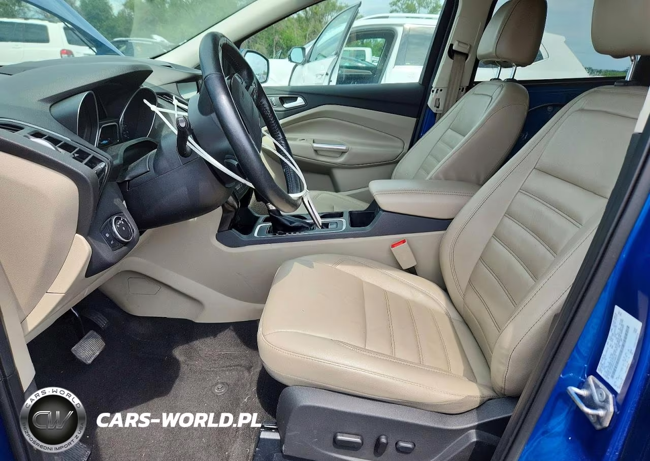 2017 Ford Escape Titanium VIN:1FMCU9J99HUC44233 - 7