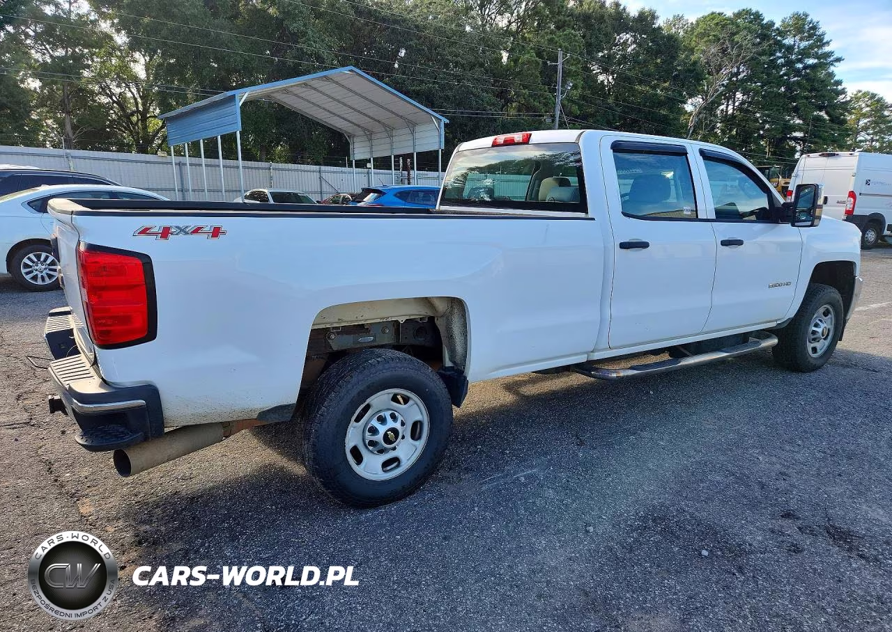 2015 Chevrolet Silverado K2500 Heavy Duty VIN:1GC1KUE88FF547172 - 3