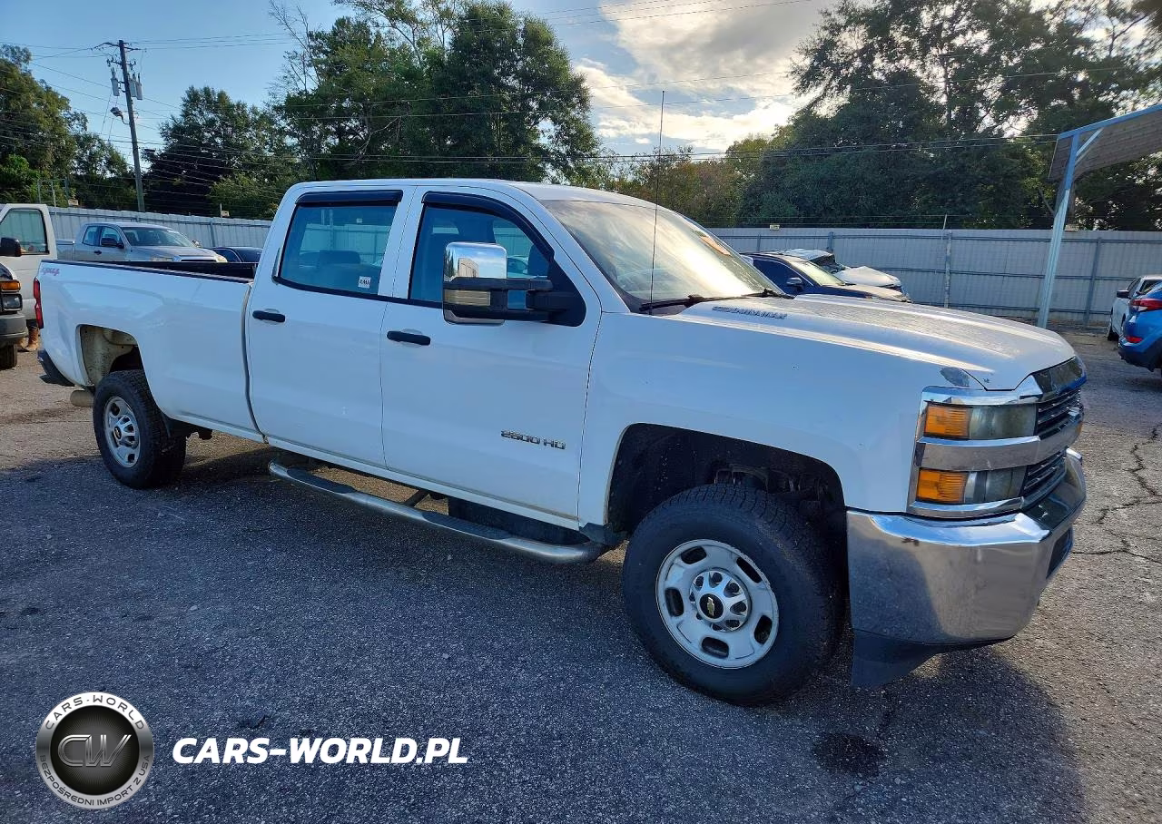 2015 Chevrolet Silverado K2500 Heavy Duty VIN:1GC1KUE88FF547172 - 4