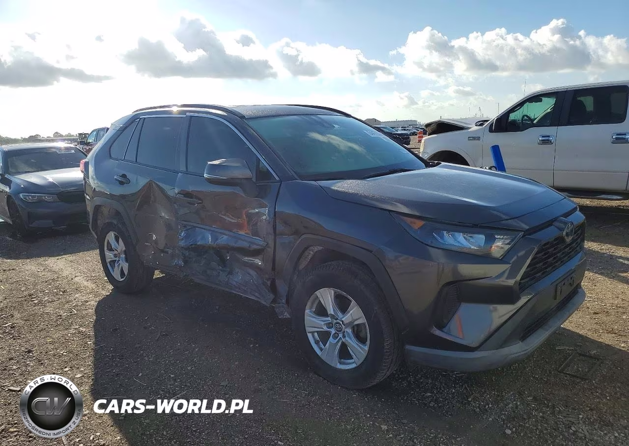 2020 Toyota Rav4 Le