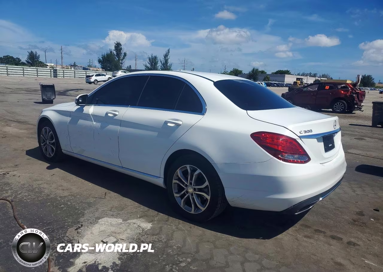 2016 Mercedes-Benz C 300 4Matic VIN:55SWF4KB1GU135139 - 2