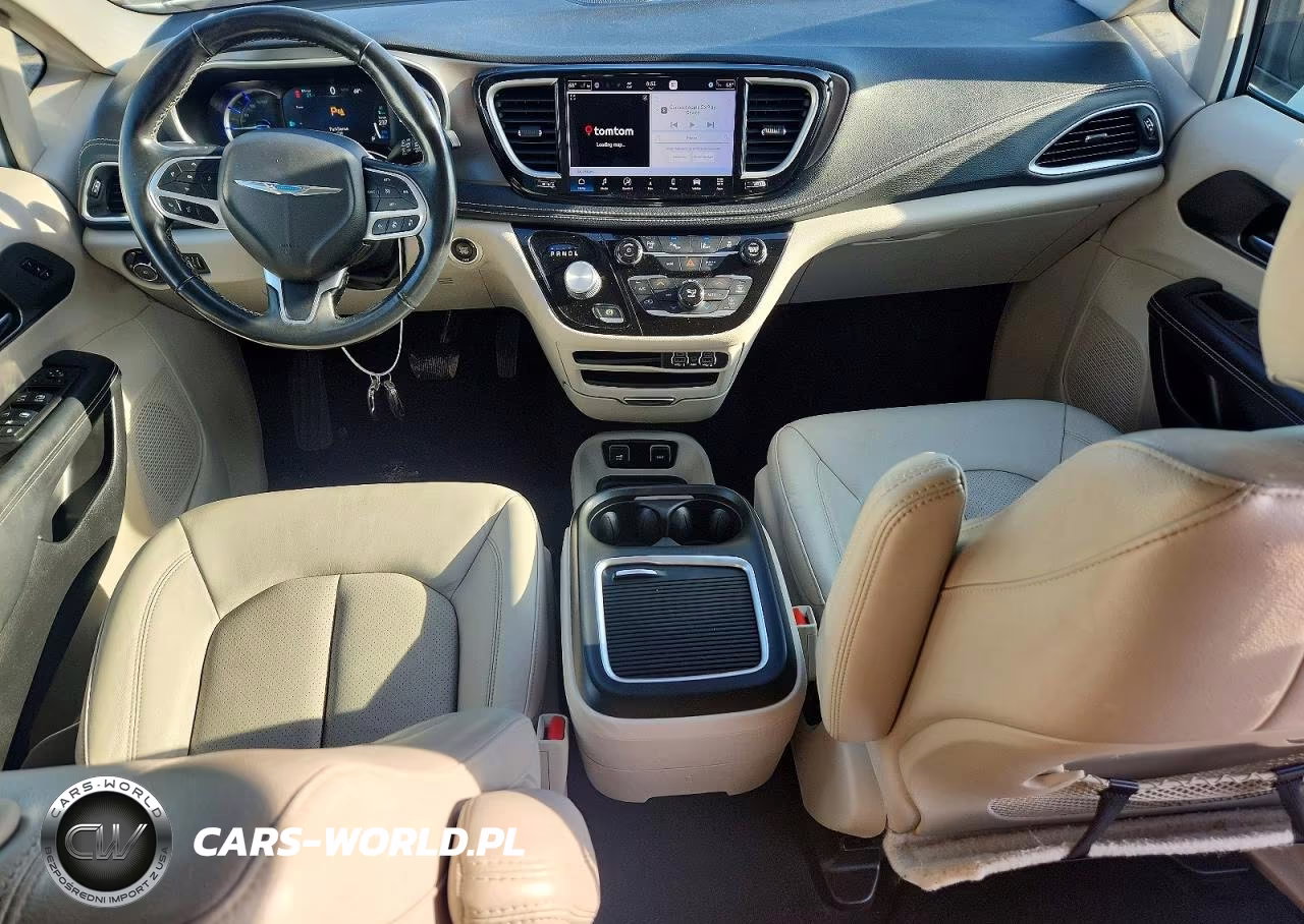 2021 Chrysler Pacifica Hybrid Touring L VIN:2C4RC1L75MR585876 - 8