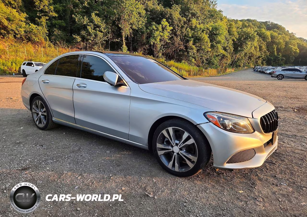 2015 Mercedes-Benz C 300 4Matic VIN:55SWF4KB9FU054128 - 4