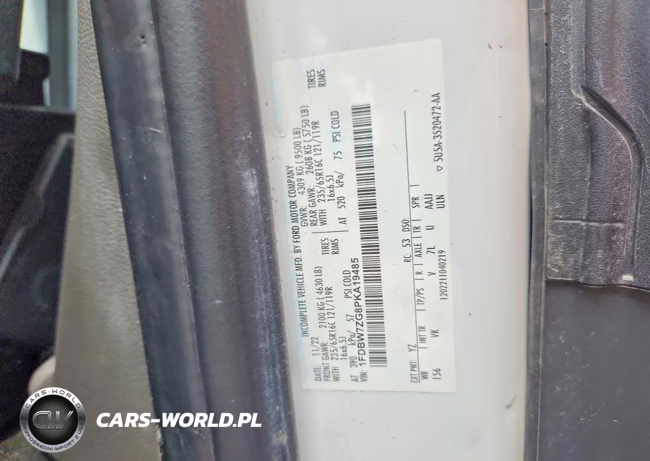 2023 Ford Transit 350 Refrigerated Box Truck VIN:1FDBW7ZG8PKA19485 - 13