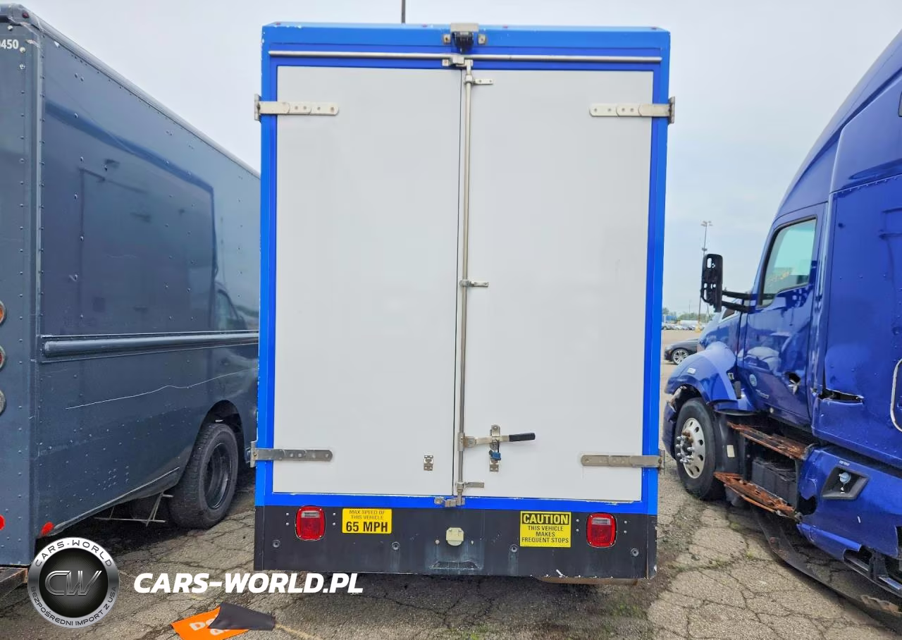 2023 Ford Transit 350 Refrigerated Box Truck VIN:1FDBW7ZG8PKA19485 - 6