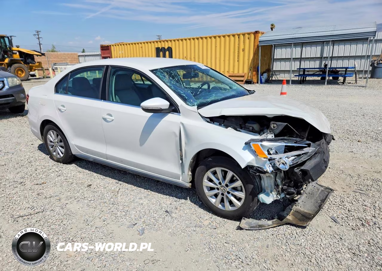 2013 Volkswagen Jetta Hybrid VIN:3VW637AJ1DM251028 - 4