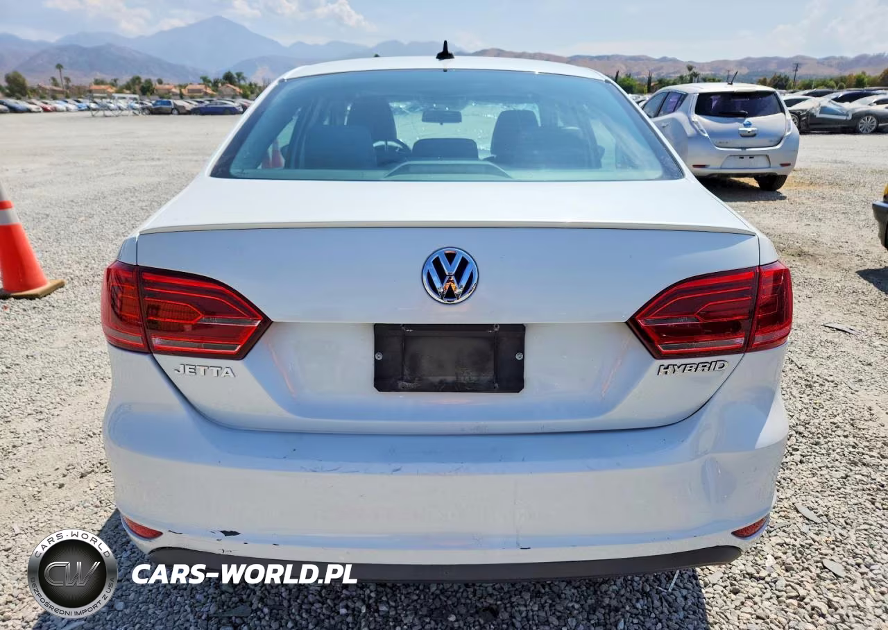 2013 Volkswagen Jetta Hybrid VIN:3VW637AJ1DM251028 - 6