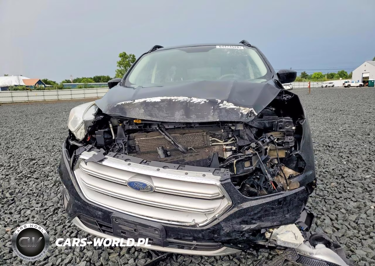 2018 Ford Escape Se VIN:1FMCU9GD0JUB29182 - 5