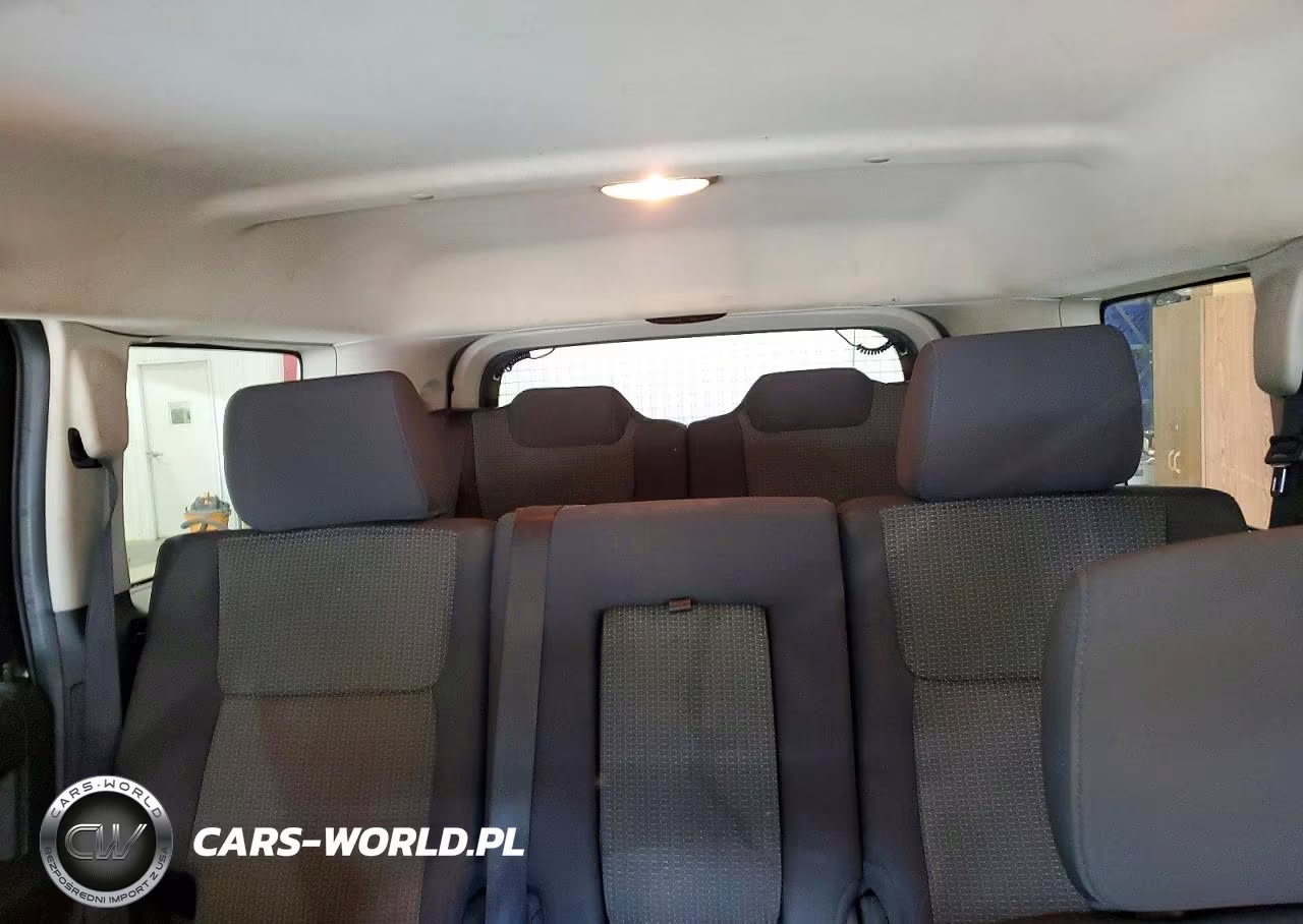 2010 Jeep Commander Sport VIN:1J4RH4GK0AC157746 - 10