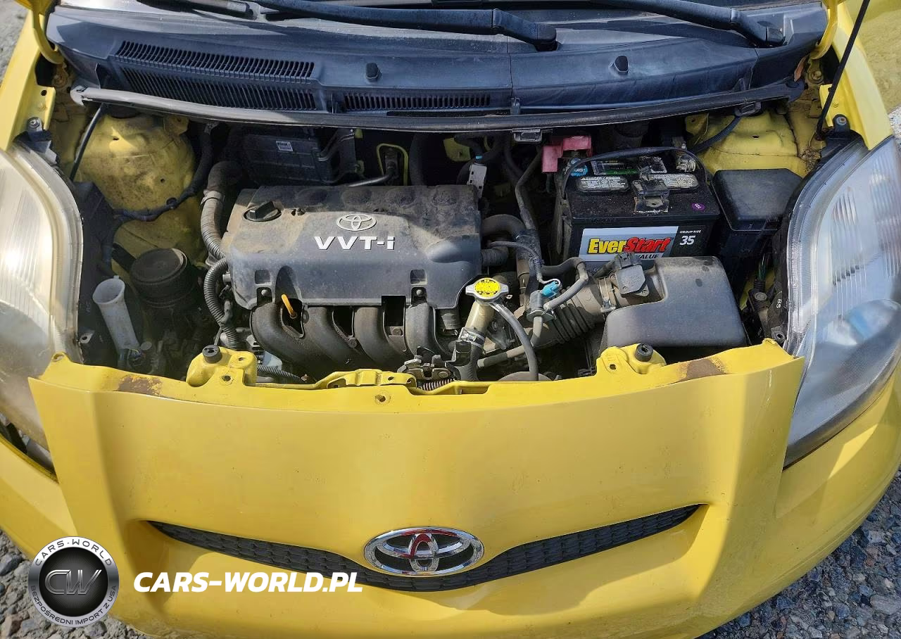 2010 Toyota Yaris Base VIN:JTDJT4K38A5294326 - 11