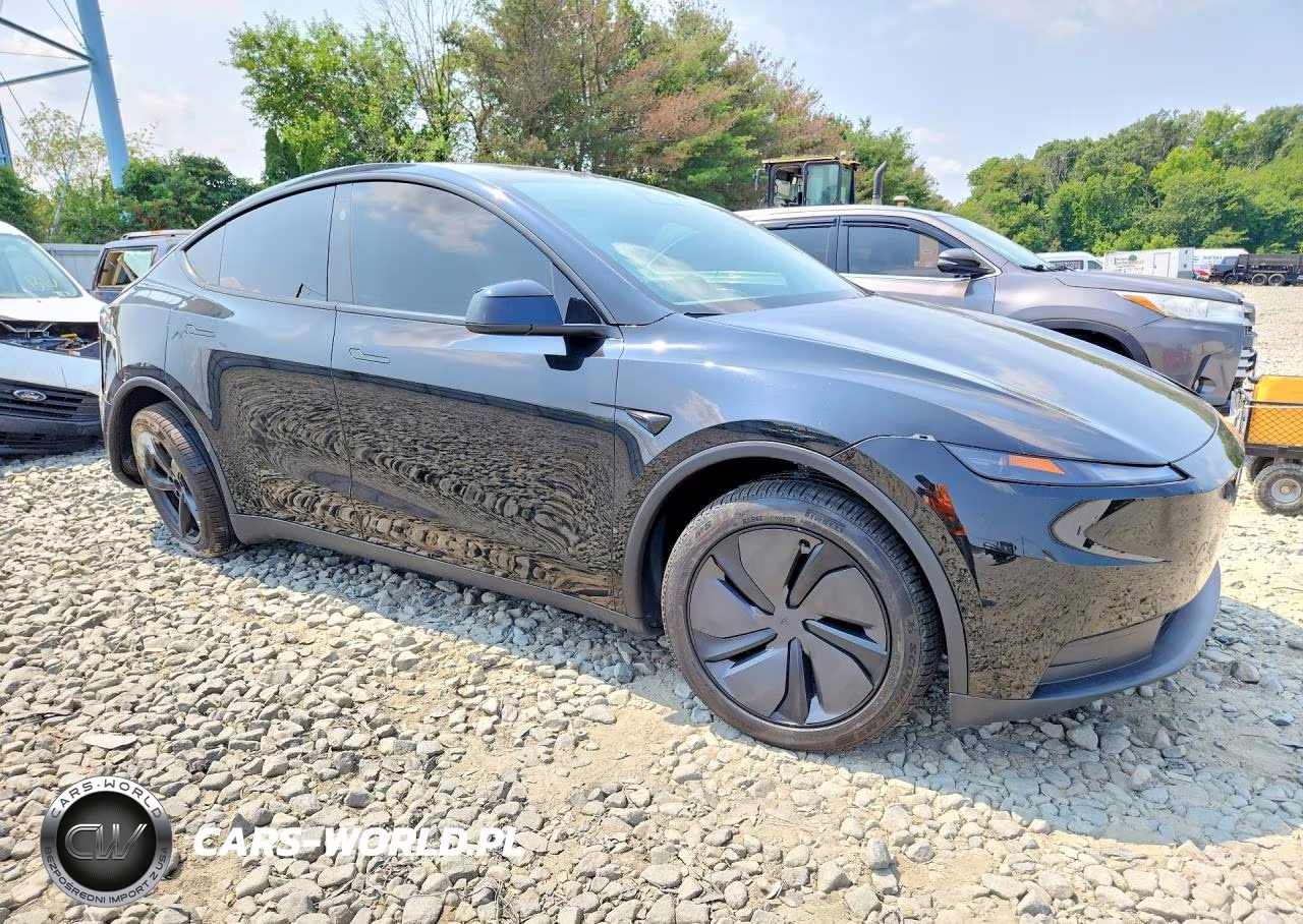 2026 Tesla Model Y VIN:7SAYGDEEXTA649160 - 4