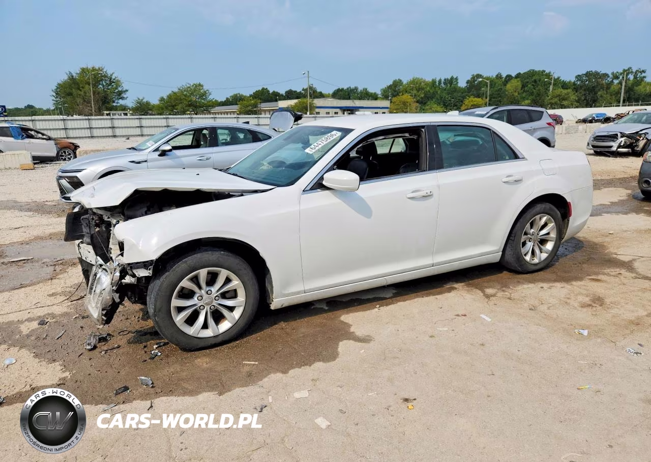 2015 Chrysler 300 Limited