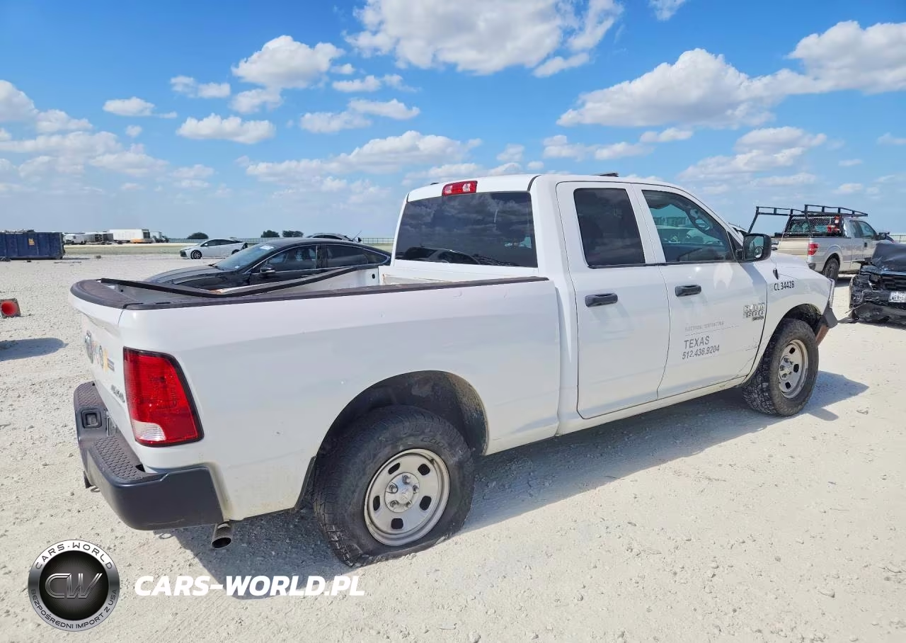 2021 Ram 1500 Classic Tradesman VIN:1C6RR7FG8MS515713 - 3
