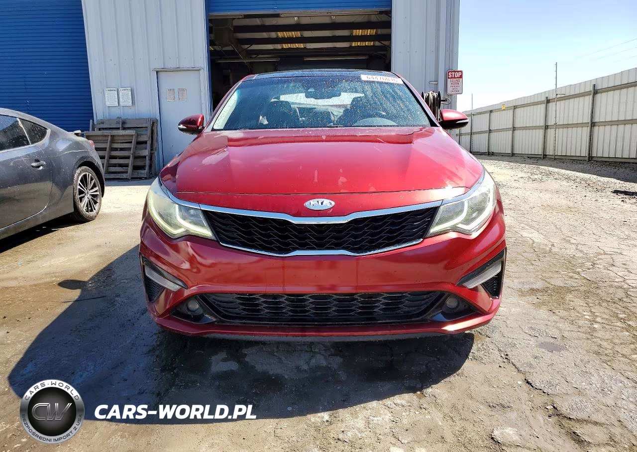 2019 Kia Optima S VIN:5XXGT4L36KG290202 - 5