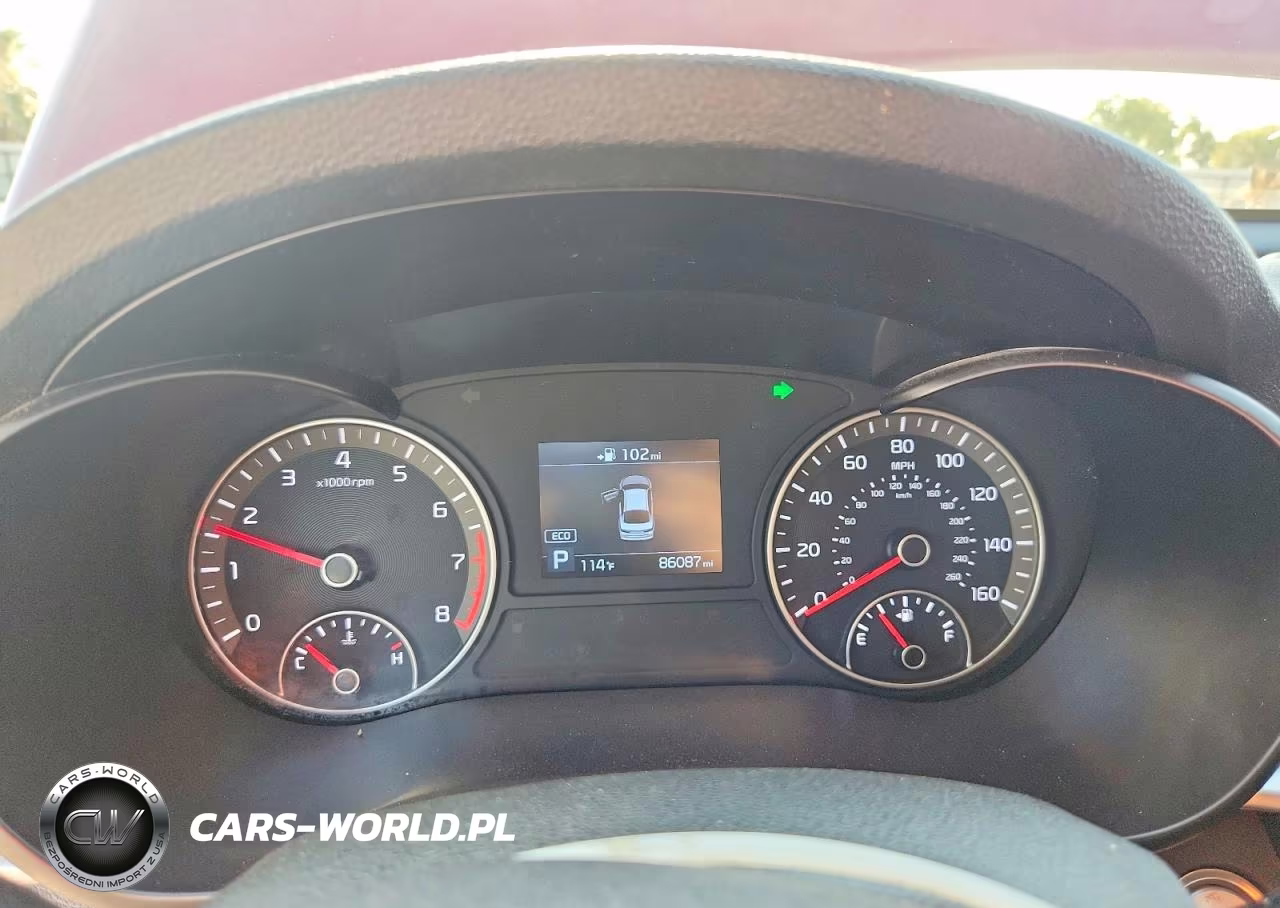 2019 Kia Optima S VIN:5XXGT4L36KG290202 - 9