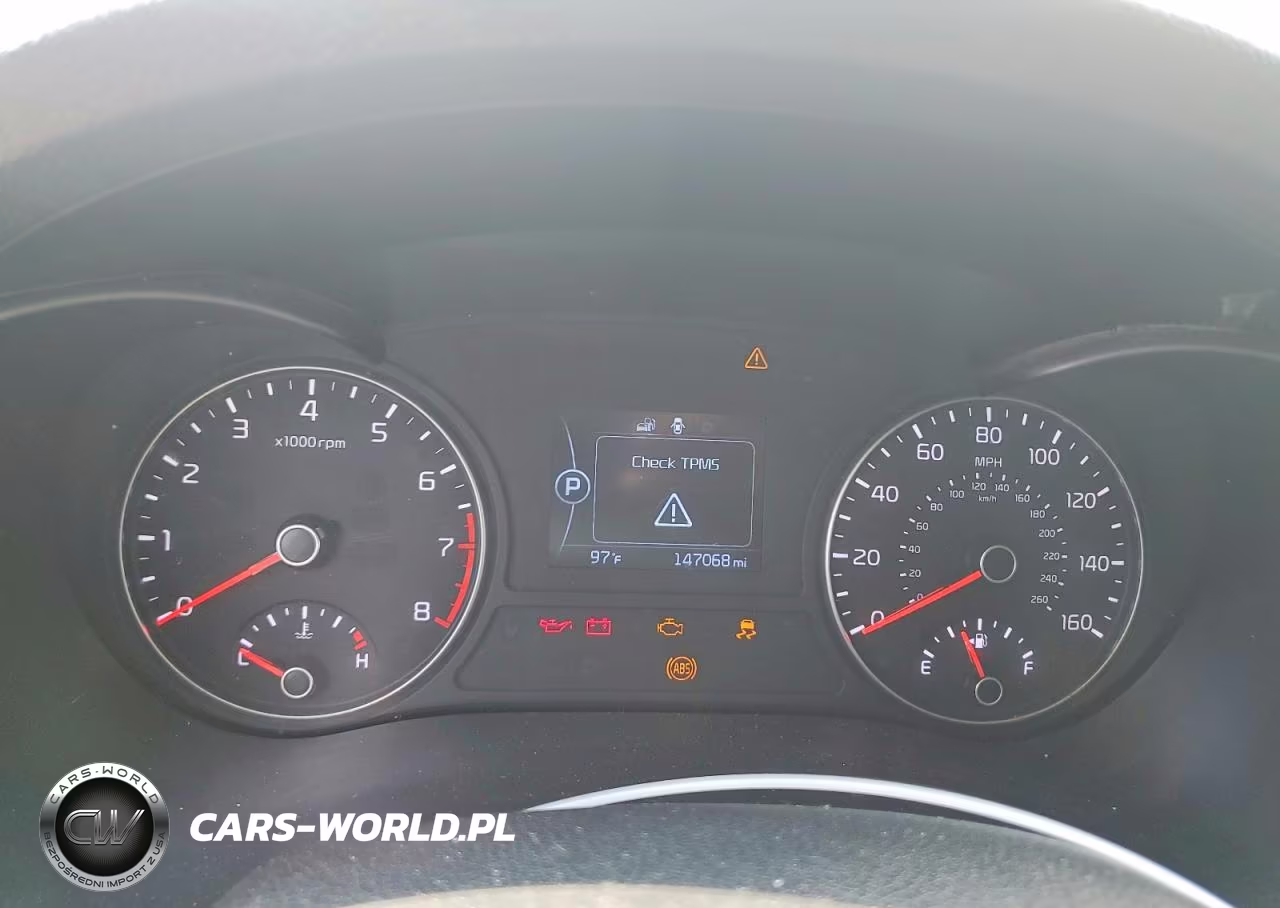 2016 Kia Optima Lx VIN:5XXGT4L31GG036596 - 9