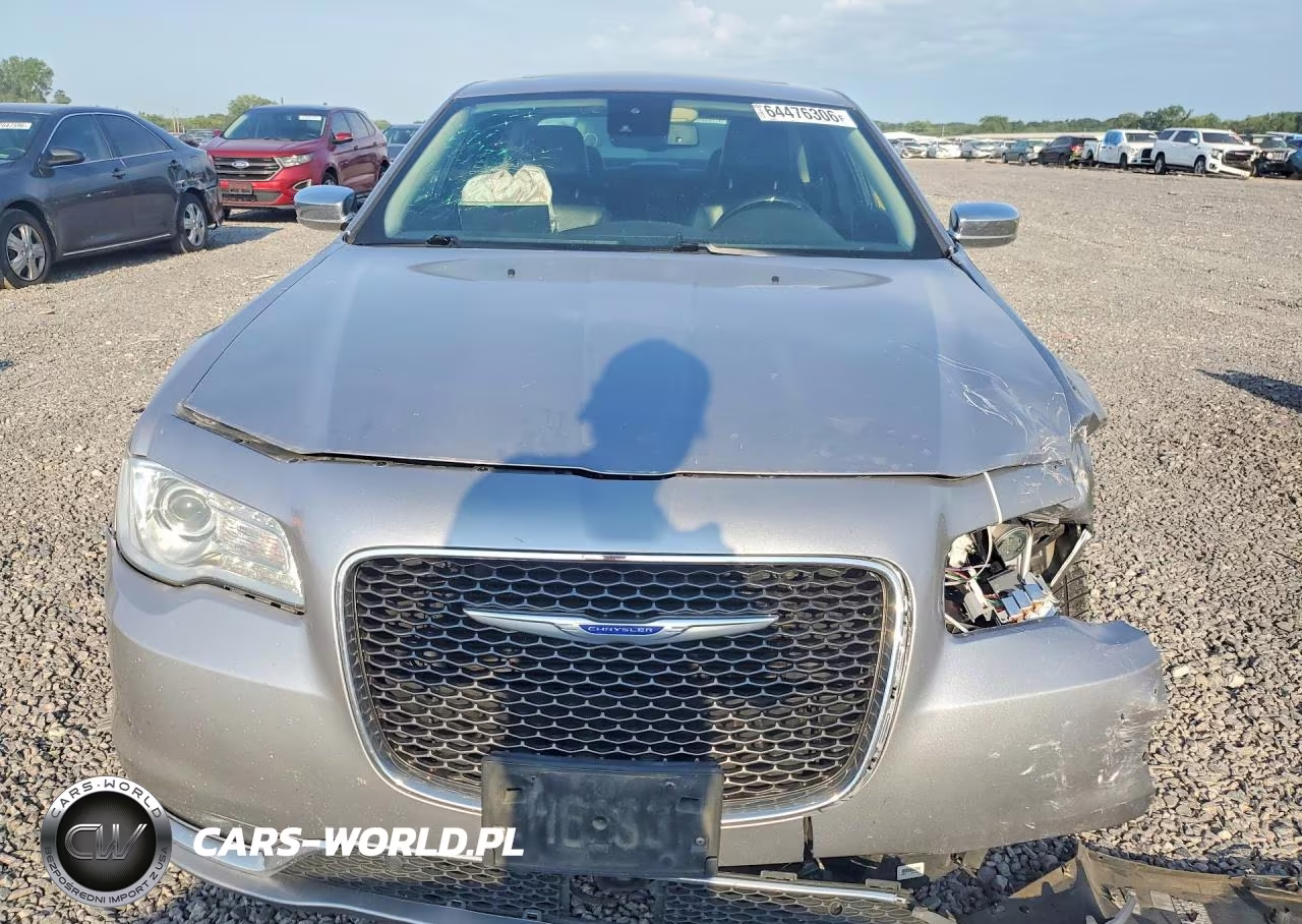 2018 Chrysler 300 Limited VIN:2C3CCAKG1JH300376 - 5