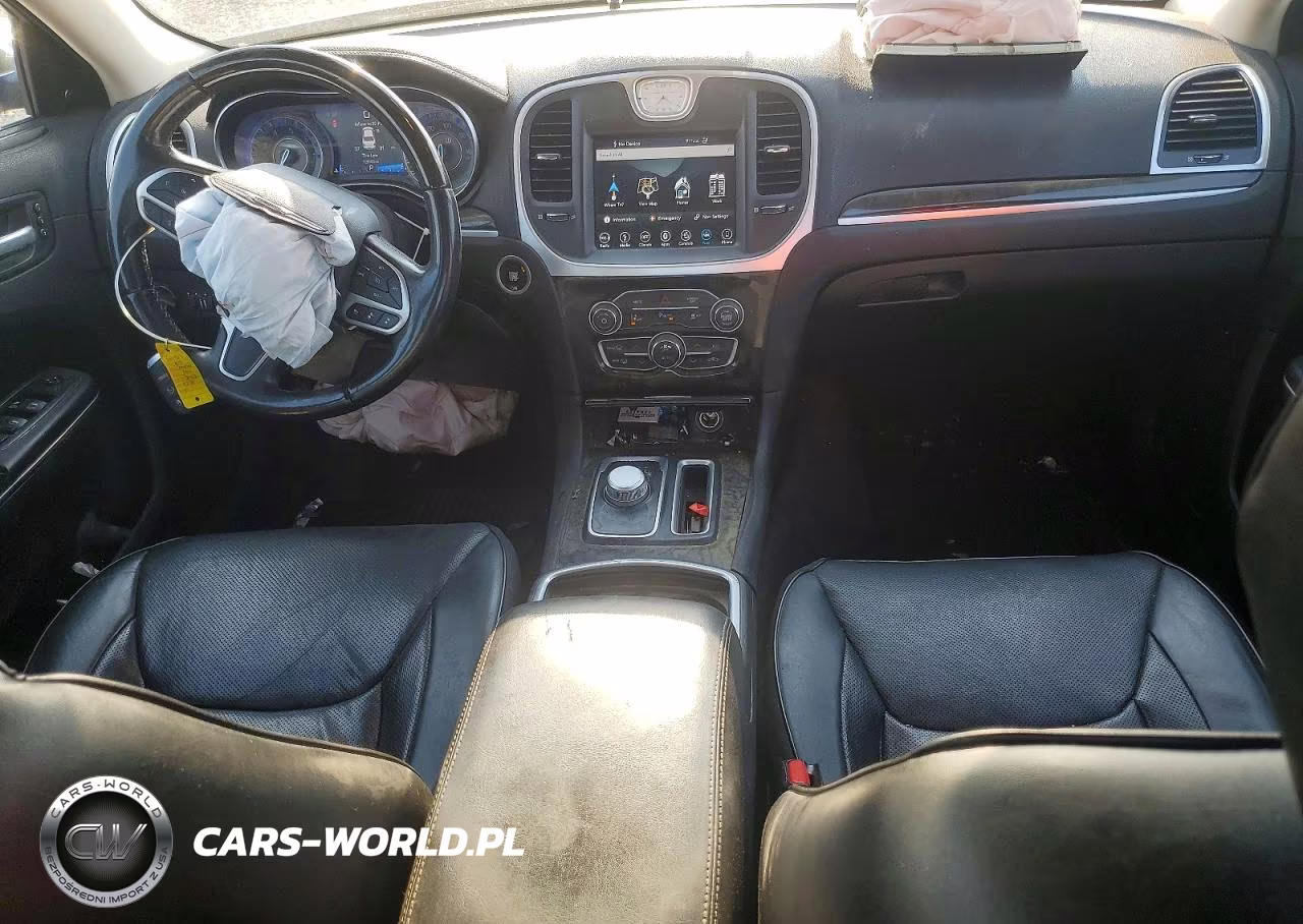 2018 Chrysler 300 Limited VIN:2C3CCAKG1JH300376 - 8