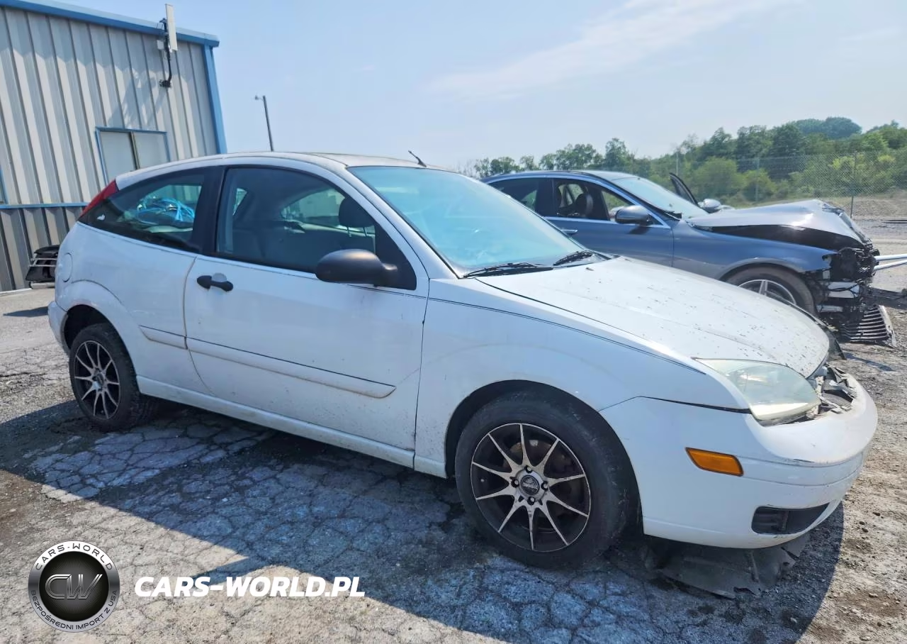 2006 Ford Focus Zx3 VIN:1FAHP31N46W255157 - 4