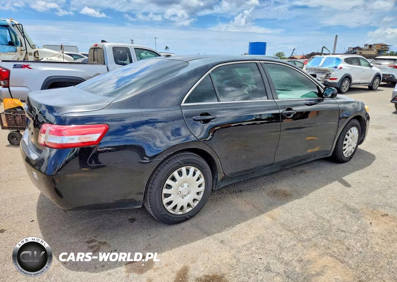 2010 Toyota Camry Le VIN:4T1BF3EK7AU547873 - 3